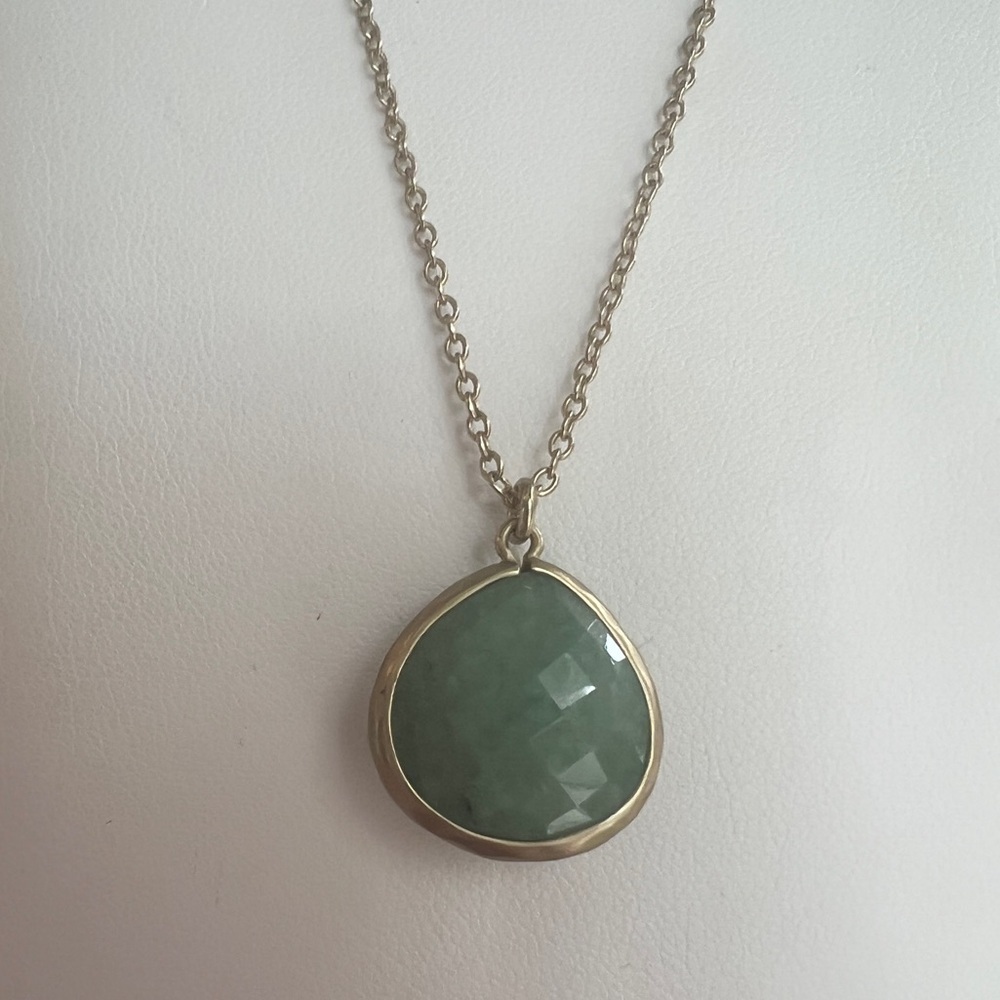 Bubblebar green pendant gold 18” plus 2.5”extender necklace jewelry - Picture 2 of 5